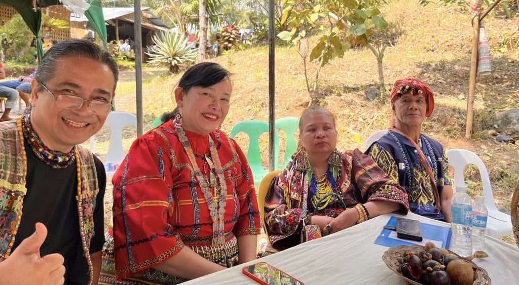 Article image: CELEBRATING A SACRED HONOR: THE BAGOBO TAGABAWA BESTOW US WITH THE ‘LUMABAT AWARD’